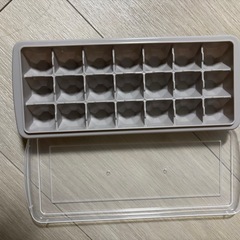 製氷皿の画像