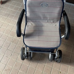 NＯＢＬＥシルバーカー2箇所収納の画像