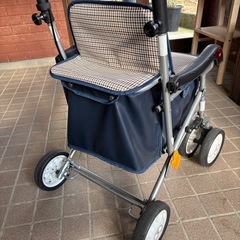 NＯＢＬＥシルバーカー2箇所収納の画像