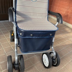 NＯＢＬＥシルバーカー2箇所収納の画像