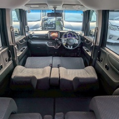 25年式！月々1.2万円〜分割払い可❗️ 車検2年付き！【名義変更代込み】大人気☆ホンダ N-BOXカスタム☆ステアリングスイッチ付き☆SDナビ付き☆走行中DVD見れます☆ETC付き☆便利なバックカメラ付き☆電動スライドドア☆ドラレコ付き☆スマートキー☆フルオートエアコン☆そのまま乗って帰れます❗️の画像