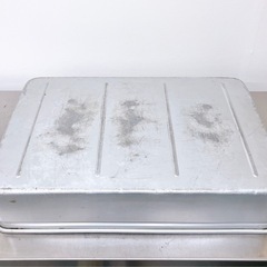 【お譲りの方決まりました】業務用 大型角アルミ バット 揚げ物入れ等の画像