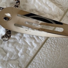 トリオンフ キラキラヘアピンの画像