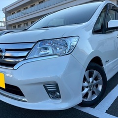 8人乗り☆ガソリン代 節約☆S-HYBRID入りました‼️24年式☆月々1.2万円〜分割払い可❗️車検2年付き！大人気☆ニッサン セレナ☆SDナビ☆走行中DVD見れます☆ETC☆便利なバックカメラ☆ドラレコ付きのフル装備☆電動スライドドア☆ウィンカーミラー☆フル装備☆車内広々三列シート‼️の画像