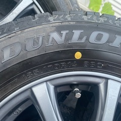 スタッドレスタイヤの画像