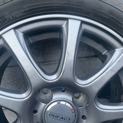 スタッドレスタイヤの画像