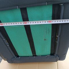  メーカー不明 バケットシート 取り付けネジは下どめの画像