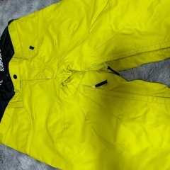Descente イエロー　パンツ　メンズ　XLの画像