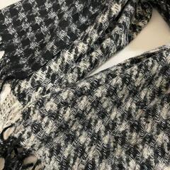 【新品・未使用】大判 ストール マフラー  ショール ひざ掛け 格子柄　チェック 防寒  韓国 オルチャン 商品番号-2206の画像