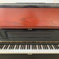 アップライトピアノの外付け譜面台の画像