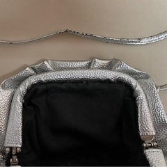 シルバー トートバッグ & ショルダーバッグ セットの画像