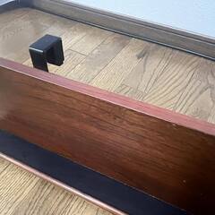 アップライトピアノの外付け譜面台の画像