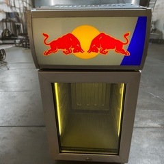 Red Bull 冷蔵庫の画像