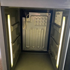 Red Bull 冷蔵庫の画像