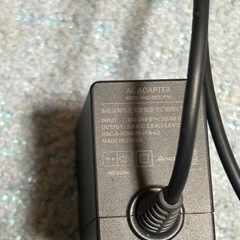 任天堂スイッチ　純正充電器の画像