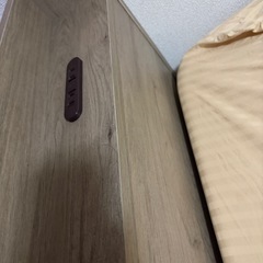 ダブルベッドフレームの画像