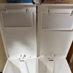 ゴミ箱2つセットの画像