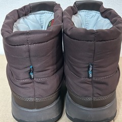 ノースフェイスブーツの画像