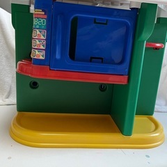 カラフルおままごとキッチンの画像