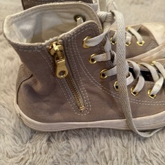CONVERSEコンバースゴールドジッパーの画像