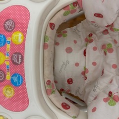 ベビー歩行器の画像