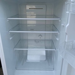 🌸YAMADA ノンフロン冷凍冷蔵庫  YRZ-F15G1の画像