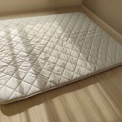 ニトリ　抗菌・防臭・防ダニ・軽量敷布団(クイーン)　BOXパッド オーガニックコットン混 の画像