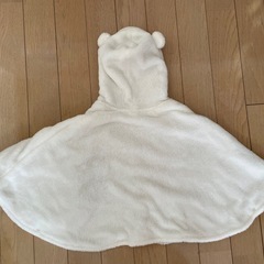 西松屋 もこもこマントの画像