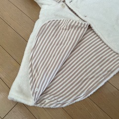 西松屋 もこもこマントの画像