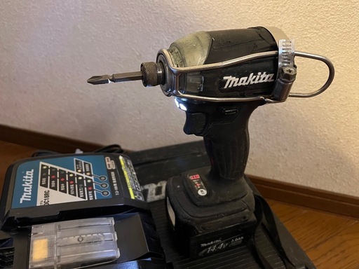 マキタmakita 電動インパクトドライバー稼動品　