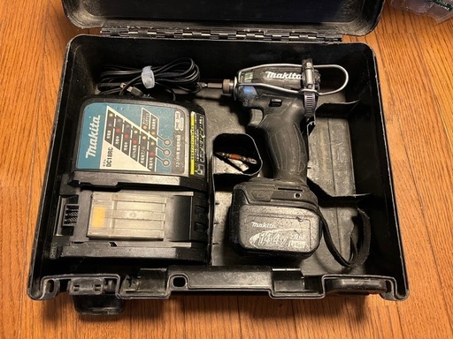 マキタmakita 電動インパクトドライバー稼動品　