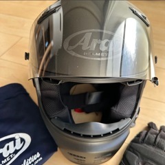Arai フルフェイス ヘルメット マットブラック 
の画像
