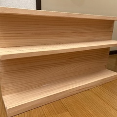 手作り✨木目がキレイな飾り棚の画像