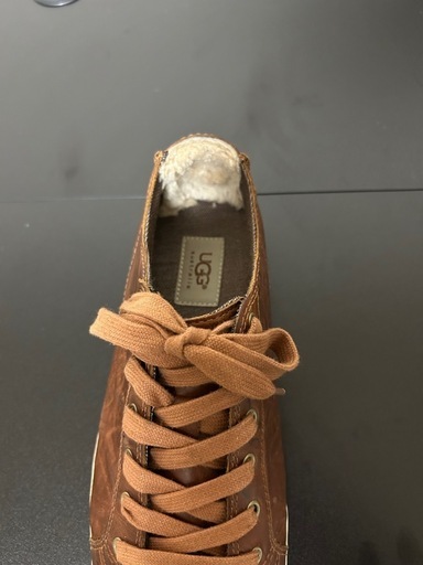 UGG ブラウン レザー スニーカー　茶色　26.5cm