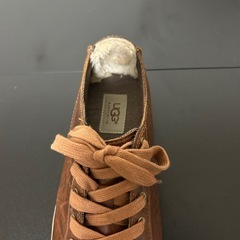 UGG ブラウン レザー スニーカー　茶色　26.5cmの画像