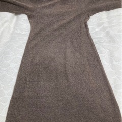 「SENSUOUS」フード付ブラウン系長袖ワンピース　裏地起毛 ロングワンピースの画像