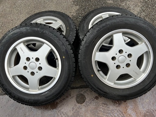 20年製⭐️タイヤホイール⭐️ダンロップ⭐️スタッドレス⭐️中古激安美品⭐️195／65R15