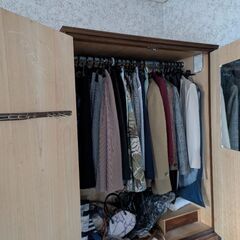 洋服箪笥セットの画像