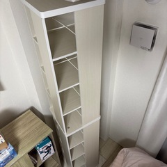 本棚 
タワー型 の画像