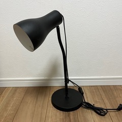 デスクライトの画像