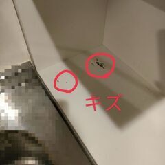 縦長ホワイト収納棚の画像