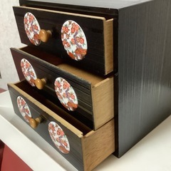 昭和レトロ　小引き出し　整理箱　有田焼　3段　木製　黒　小物入れ　和風　小箪笥の画像