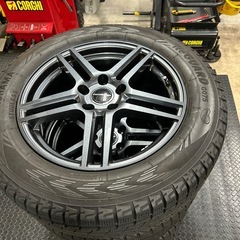 2020年製　225/60R17 ヨコハマ　スタッドレス　アルファード　ヴェルファイア　軽量ホイール美品　4本セット　税込みです 
の画像