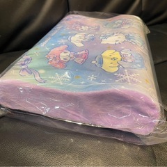 サンリオキャラクター低反発まくらの画像