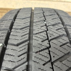 （一旦受付終了）スタッドレスタイヤ　ブリヂストンの画像