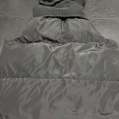 AZUL by moussy アズールバイマウジー　ダウンベスト　フードつきの画像