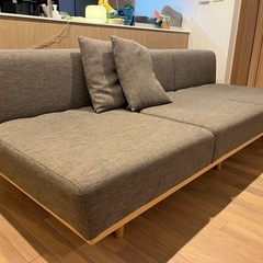 美品　三人掛けソファ　グレーの画像