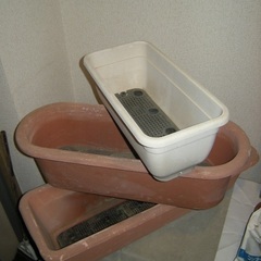 園芸用品　支柱　プランター　鉢底に使う土　の画像