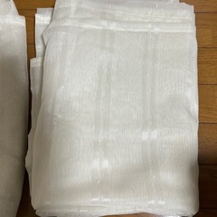 カーテンの画像