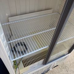 ■中古品 ホシザキ小型冷蔵ショーケース SSB-70DT 2022年 206L 700ｘ450ｘ1410ｍｍ 動作問題なし 厨房■の画像